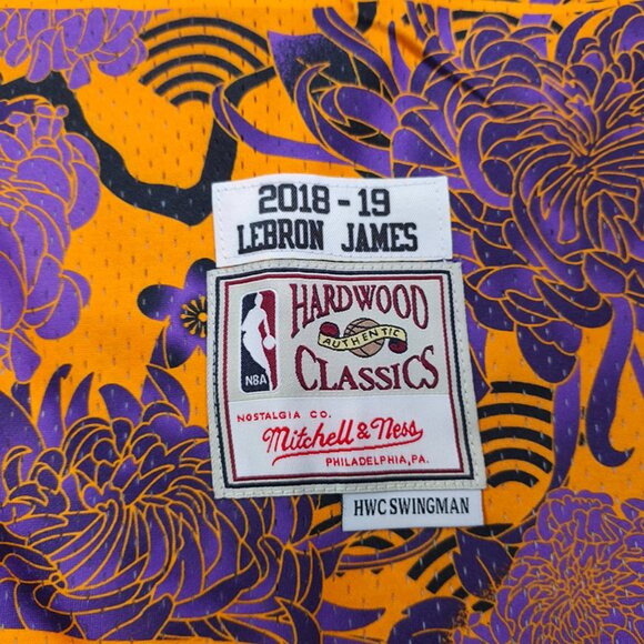 Los Angeles Lakers Lebron James' Year Of The Rabbit Special Edition Retro Jersey - Picture 5 of 8